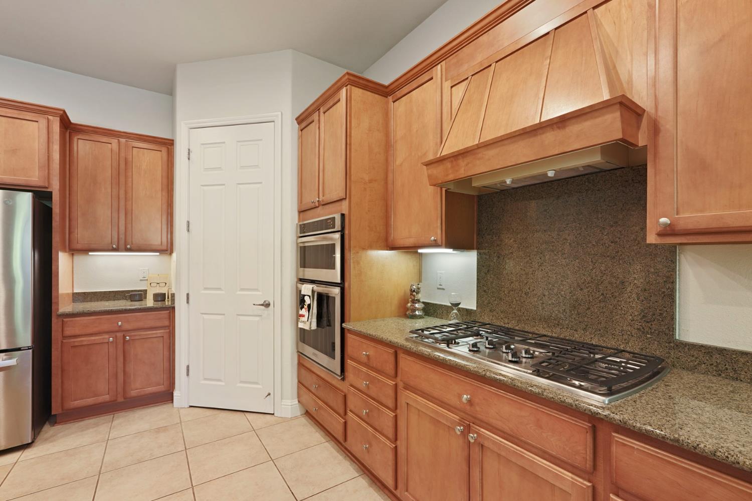 2159 Knollwood Ct, Manteca, CA 95336