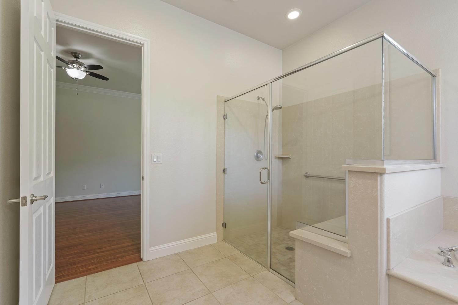 2159 Knollwood Ct, Manteca, CA 95336