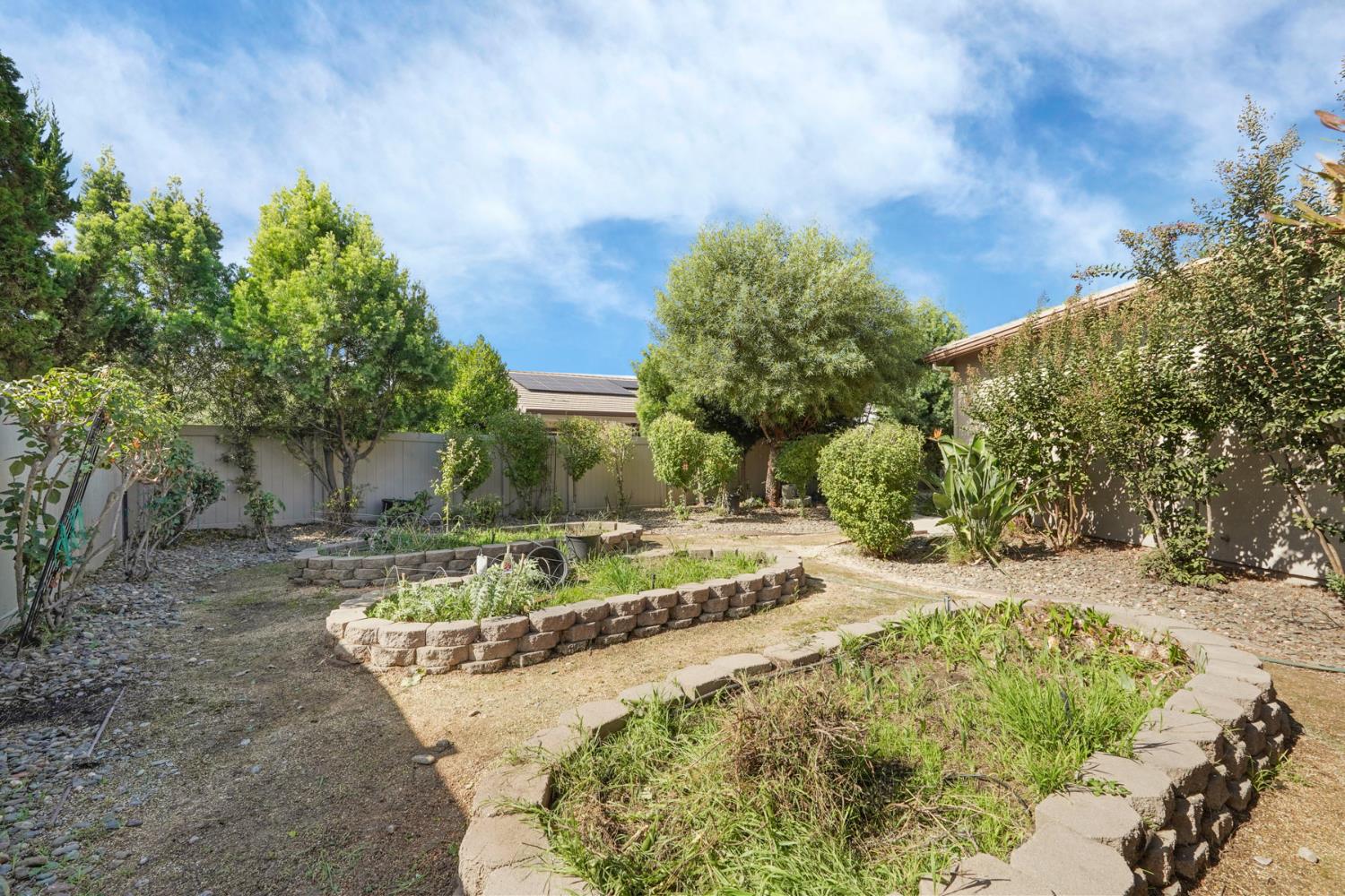 2159 Knollwood Ct, Manteca, CA 95336