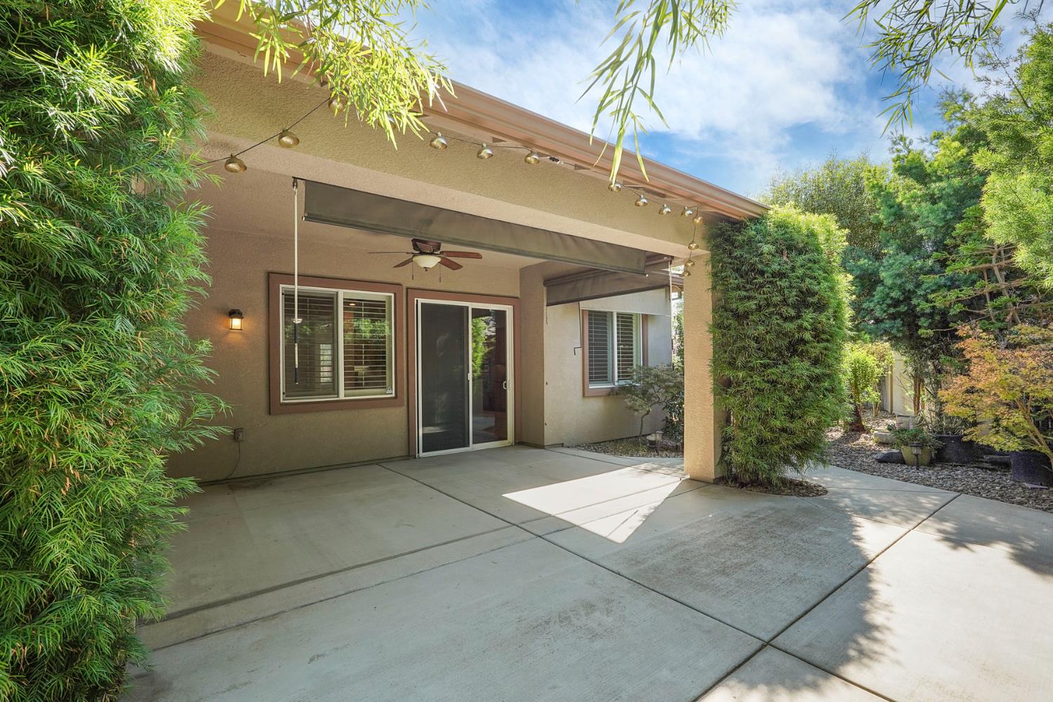 2159 Knollwood Ct, Manteca, CA 95336