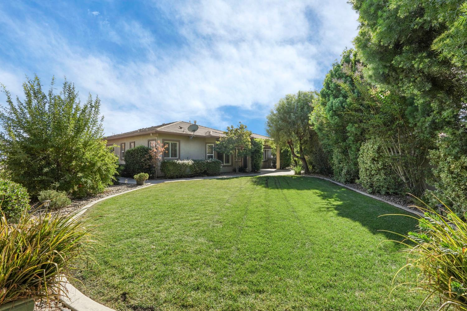 2159 Knollwood Ct, Manteca, CA 95336