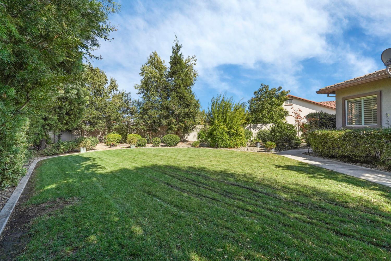 2159 Knollwood Ct, Manteca, CA 95336