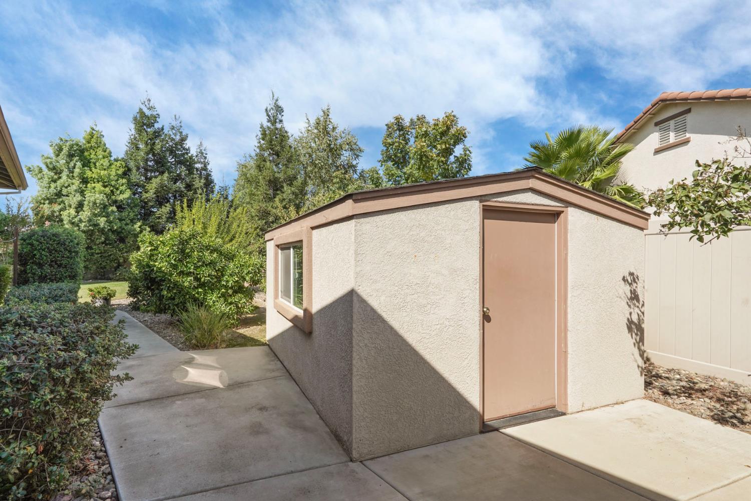 2159 Knollwood Ct, Manteca, CA 95336