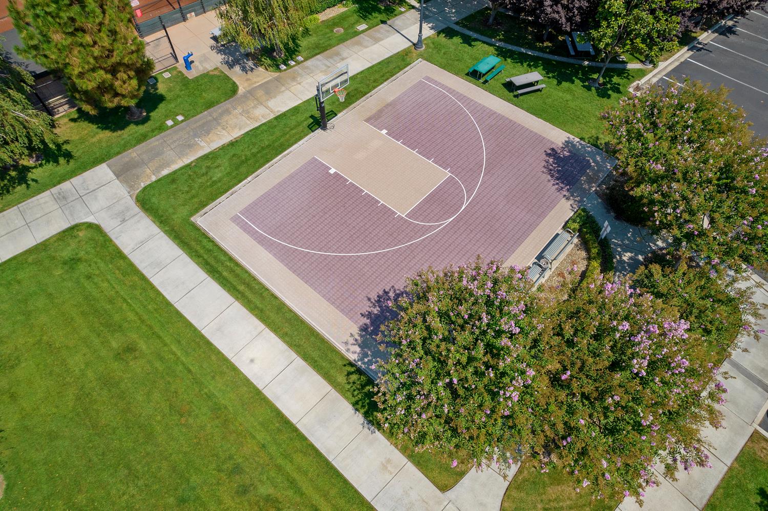 2159 Knollwood Ct, Manteca, CA 95336