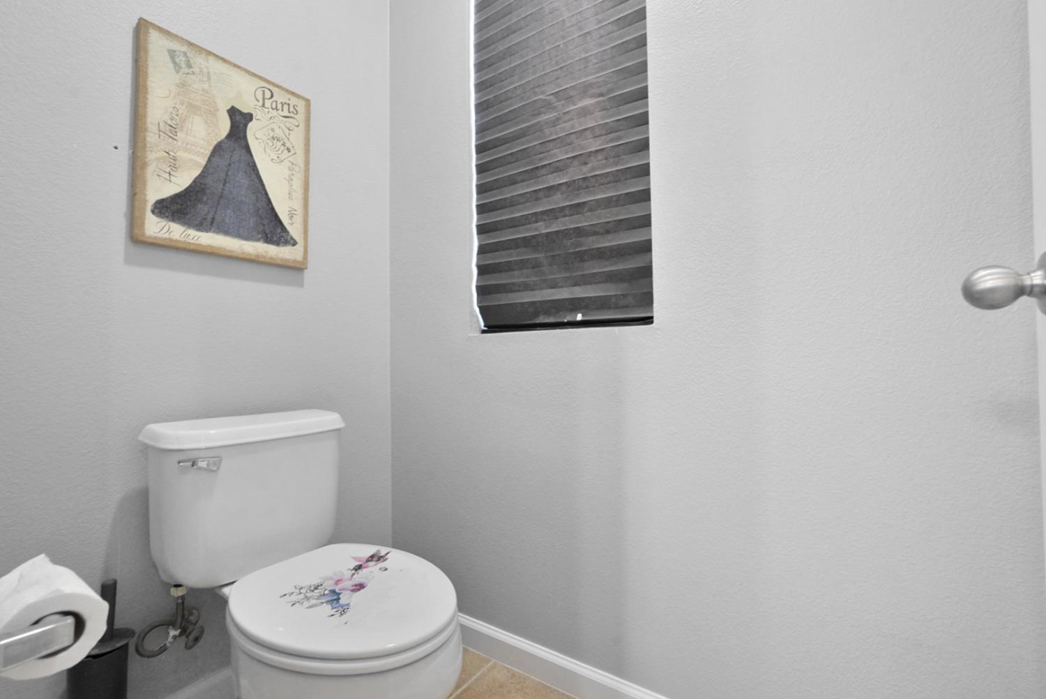 5305 Cottage Cove Dr, Riverbank, CA 95367