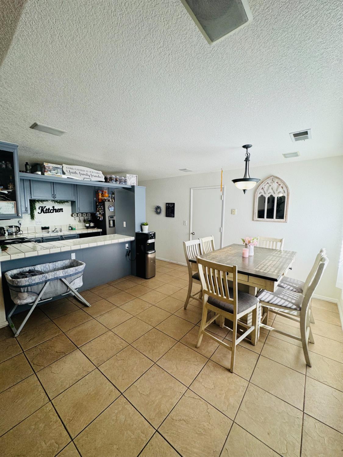 900 W Canal Dr #100, Turlock, CA 95380