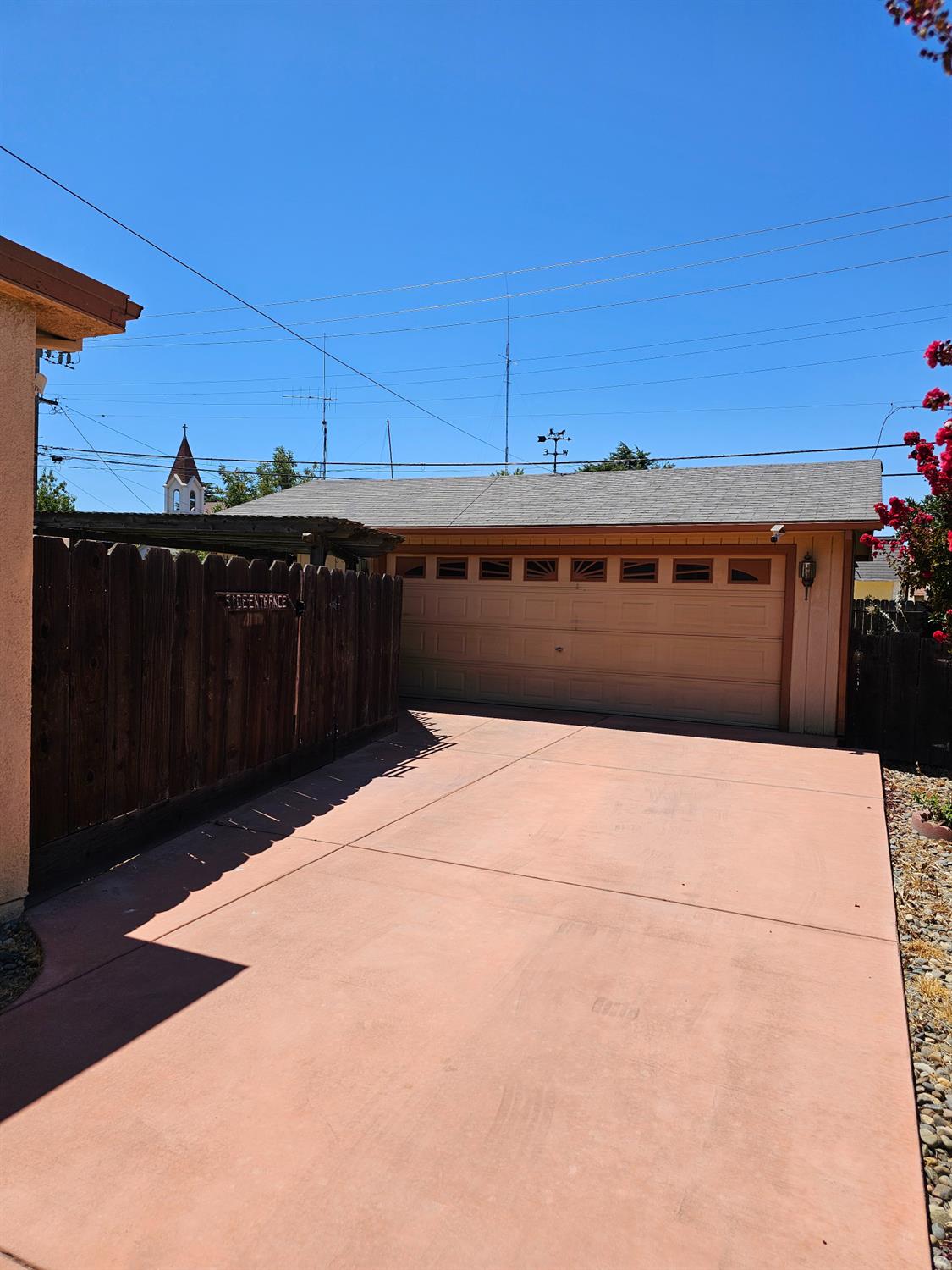 411 J St, Los Banos, CA 93635