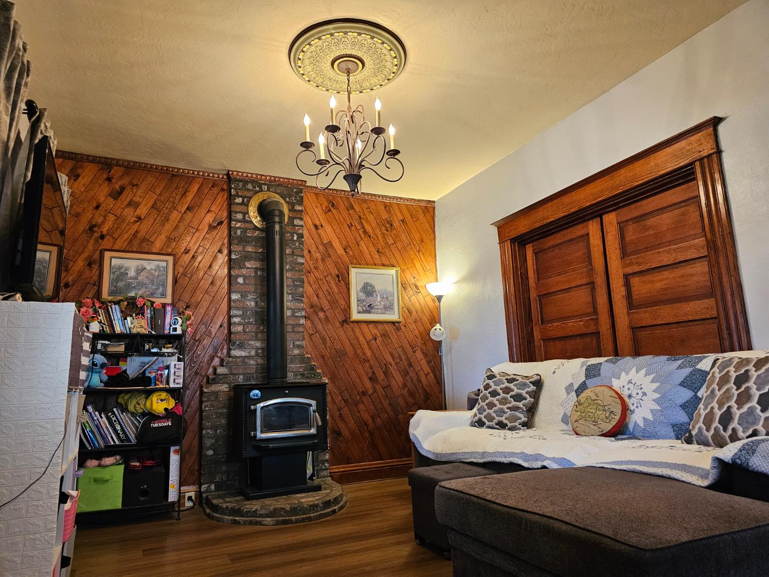 411 J St, Los Banos, CA 93635