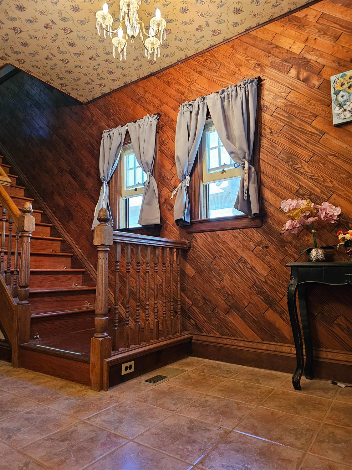 411 J St, Los Banos, CA 93635