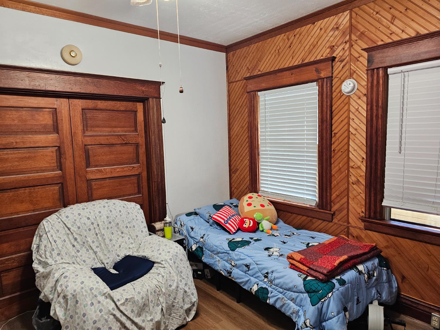 411 J St, Los Banos, CA 93635