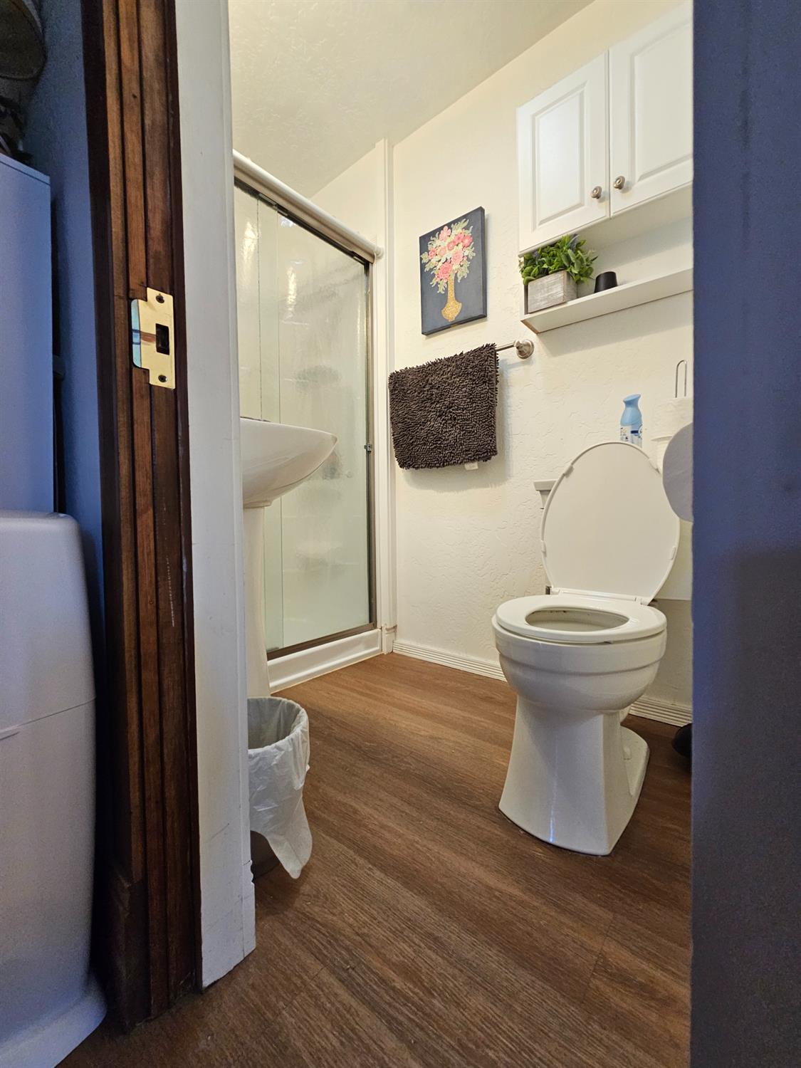 411 J St, Los Banos, CA 93635