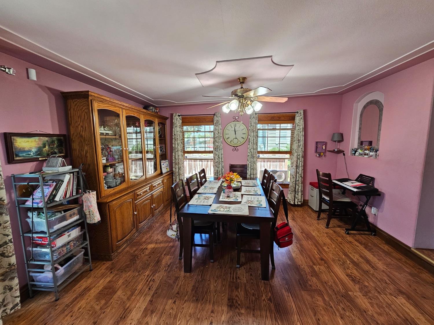 411 J St, Los Banos, CA 93635