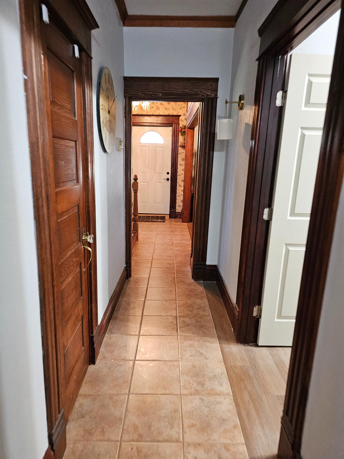 411 J St, Los Banos, CA 93635