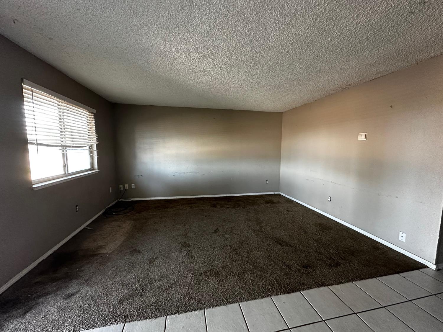 5009 Estates Dr, Modesto, CA 95357