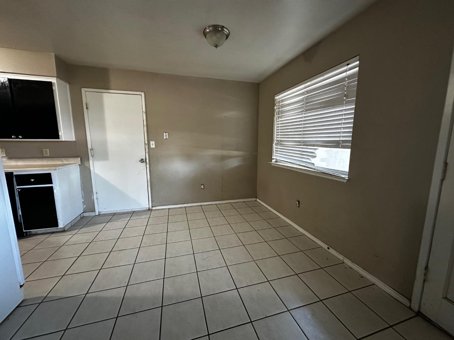 5009 Estates Dr, Modesto, CA 95357