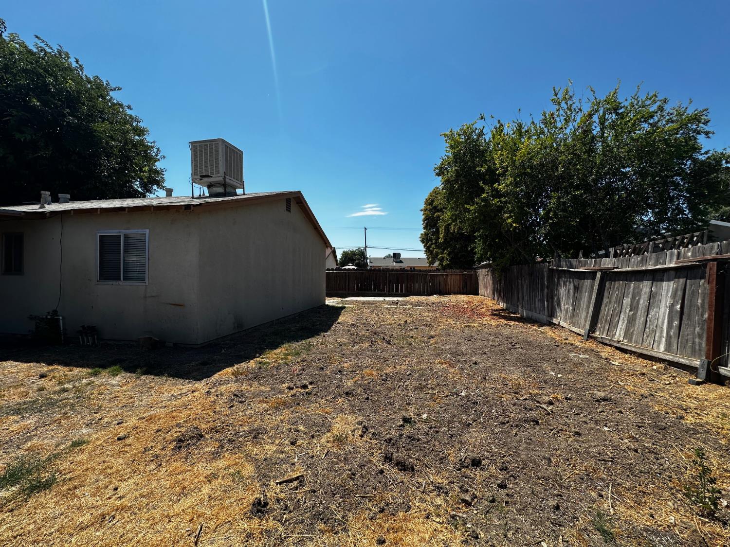 5009 Estates Dr, Modesto, CA 95357