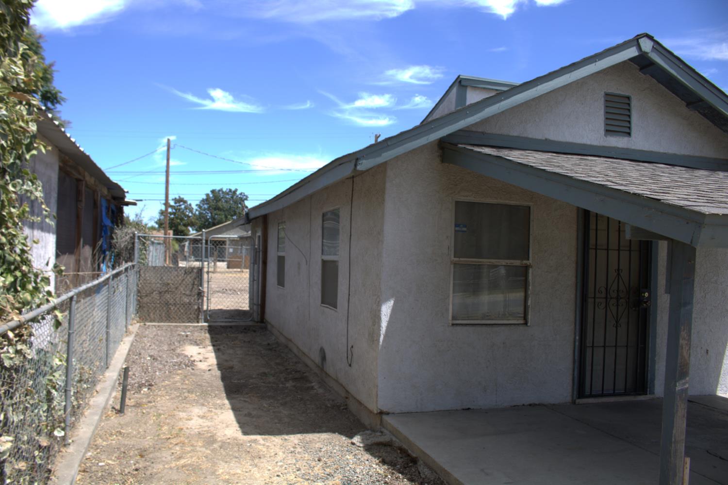 408 Thrasher Ave, Modesto, CA 95354