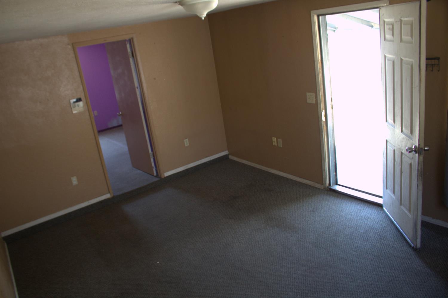 408 Thrasher Ave, Modesto, CA 95354