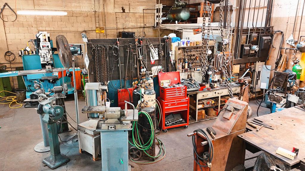 1106 G St, Modesto, CA 95354