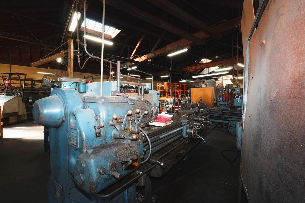 1106 G St, Modesto, CA 95354