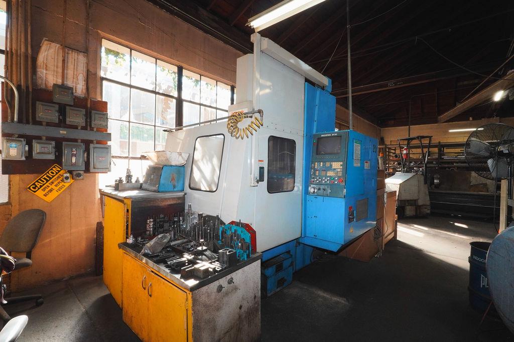 1106 G St, Modesto, CA 95354