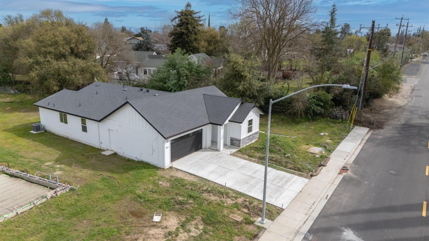 901 Old Stockton Rd, Oakdale, CA 95361