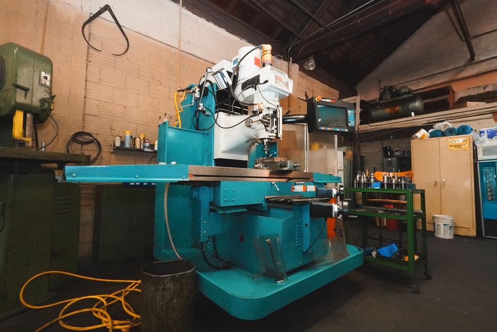 1106 G St, Modesto, CA 95354