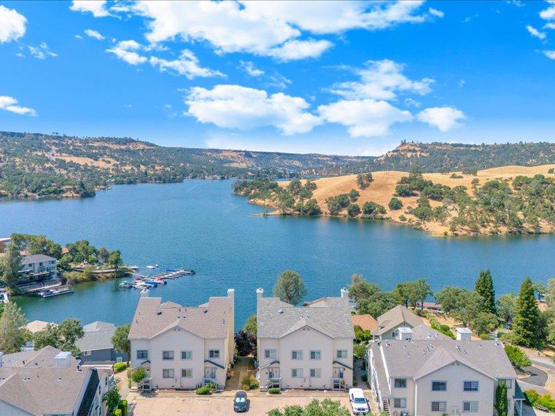 438 Hilltop Estates Dr, Copperopolis, CA 95228