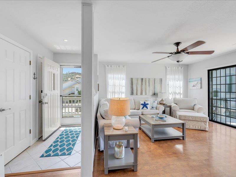 438 Hilltop Estates Dr, Copperopolis, CA 95228