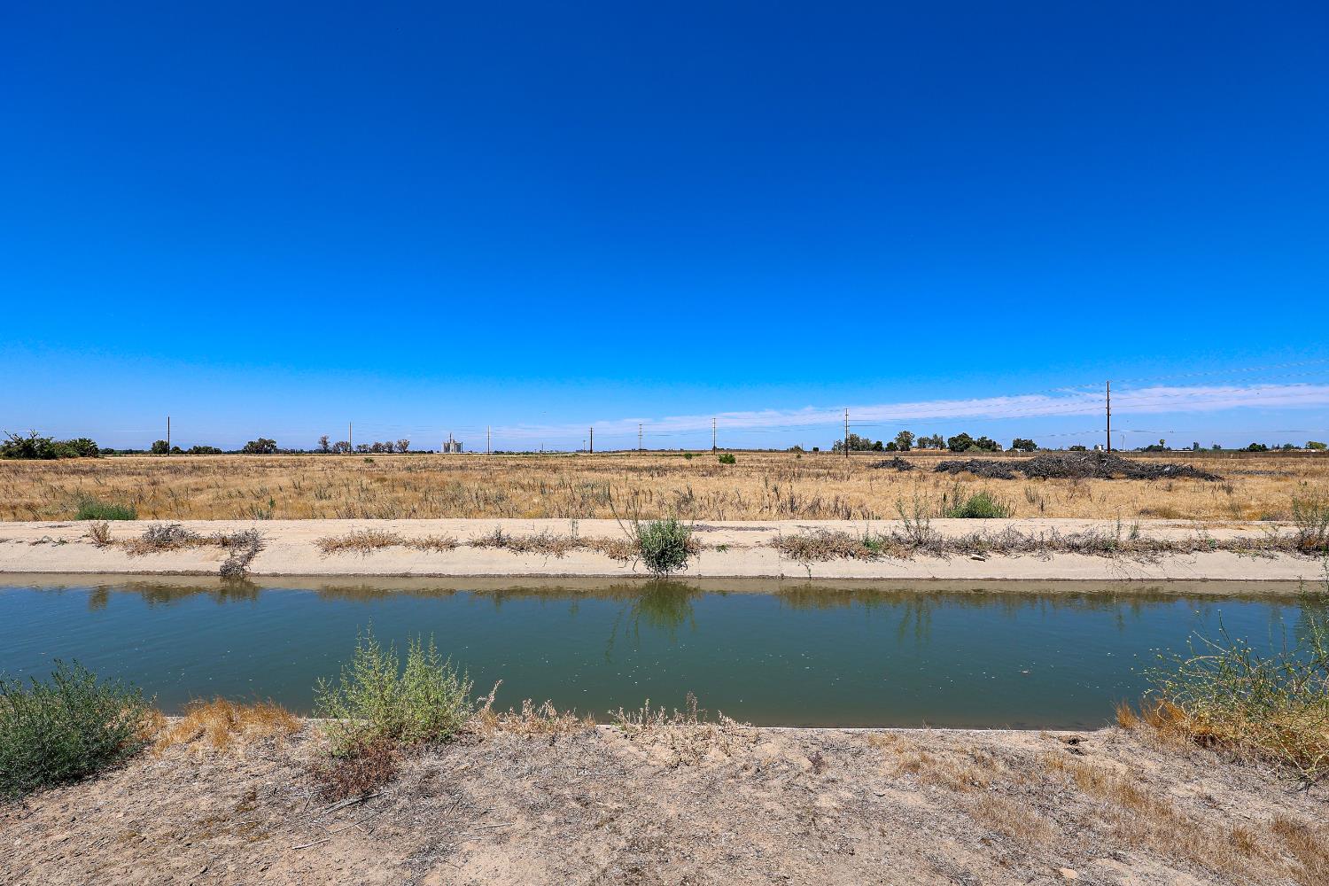 1777 Bird, Livingston, CA 95334