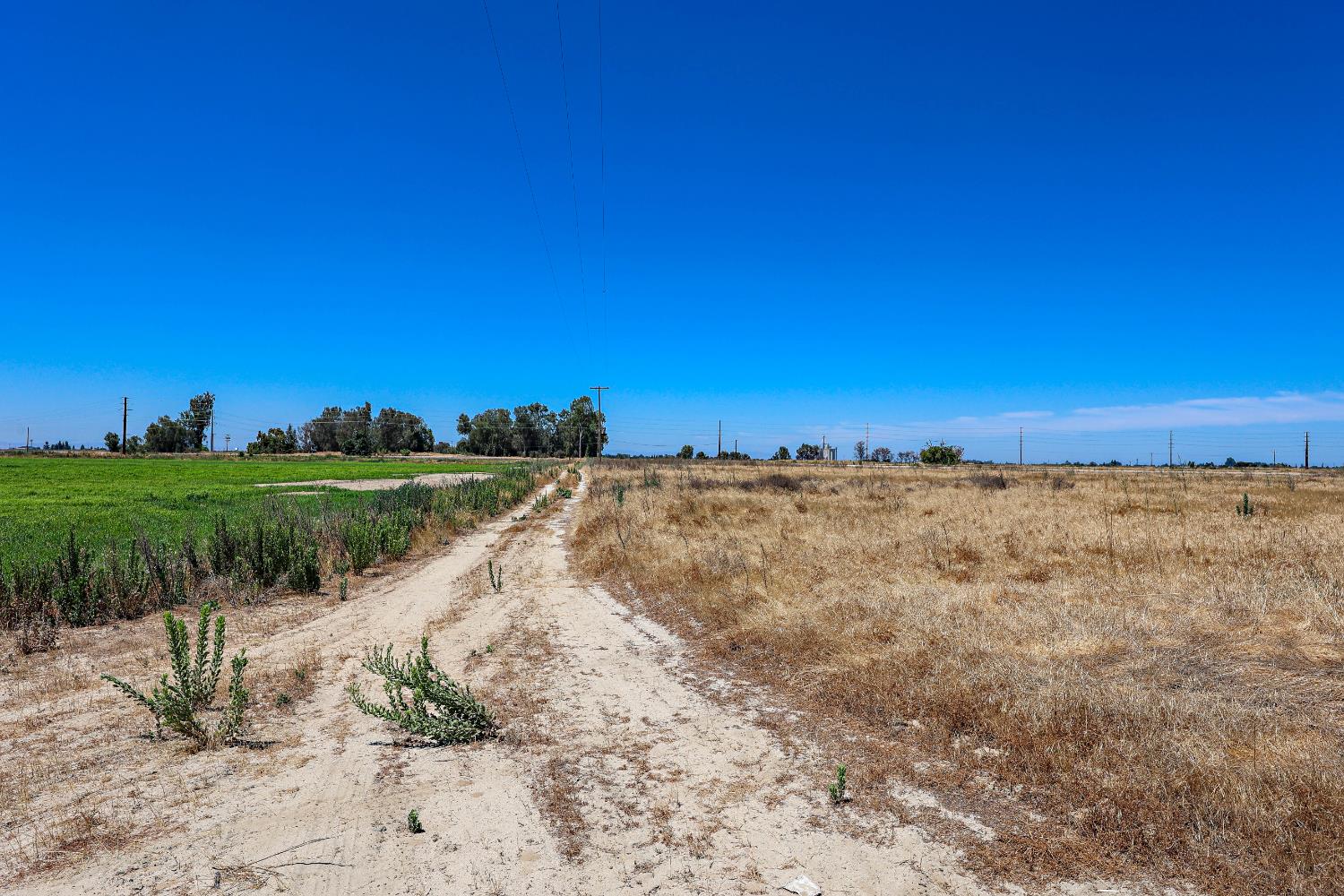 1777 Bird, Livingston, CA 95334