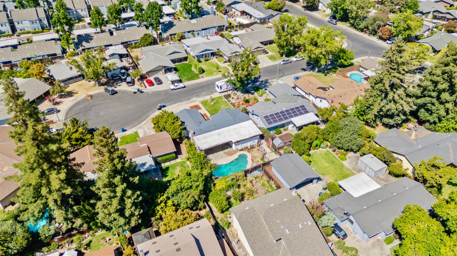 1612 Bellevue Ct, Modesto, CA 95350