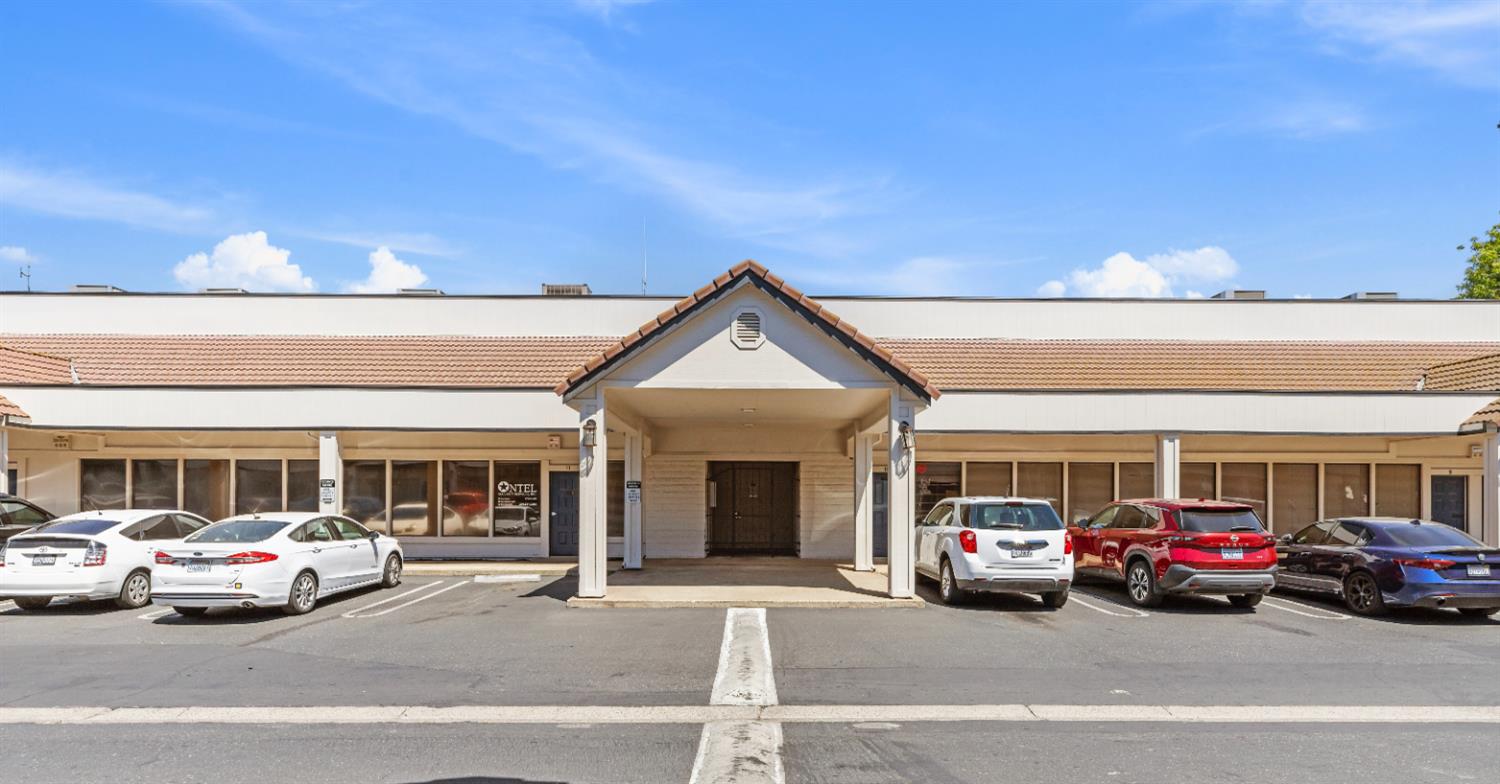 2125 Wylie Dr, Modesto, CA 95355