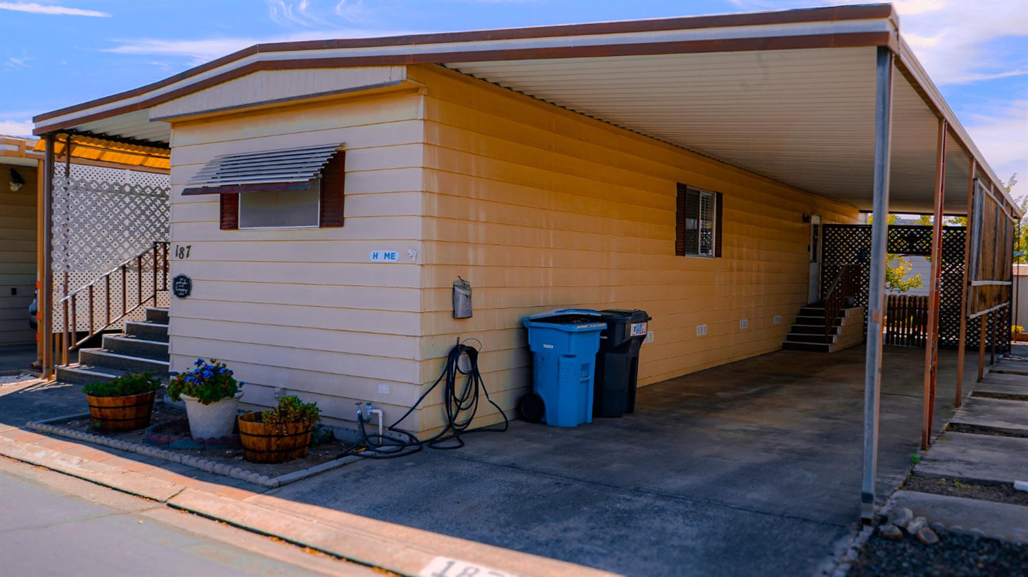 1400 N Tully #187, Turlock, CA 95380