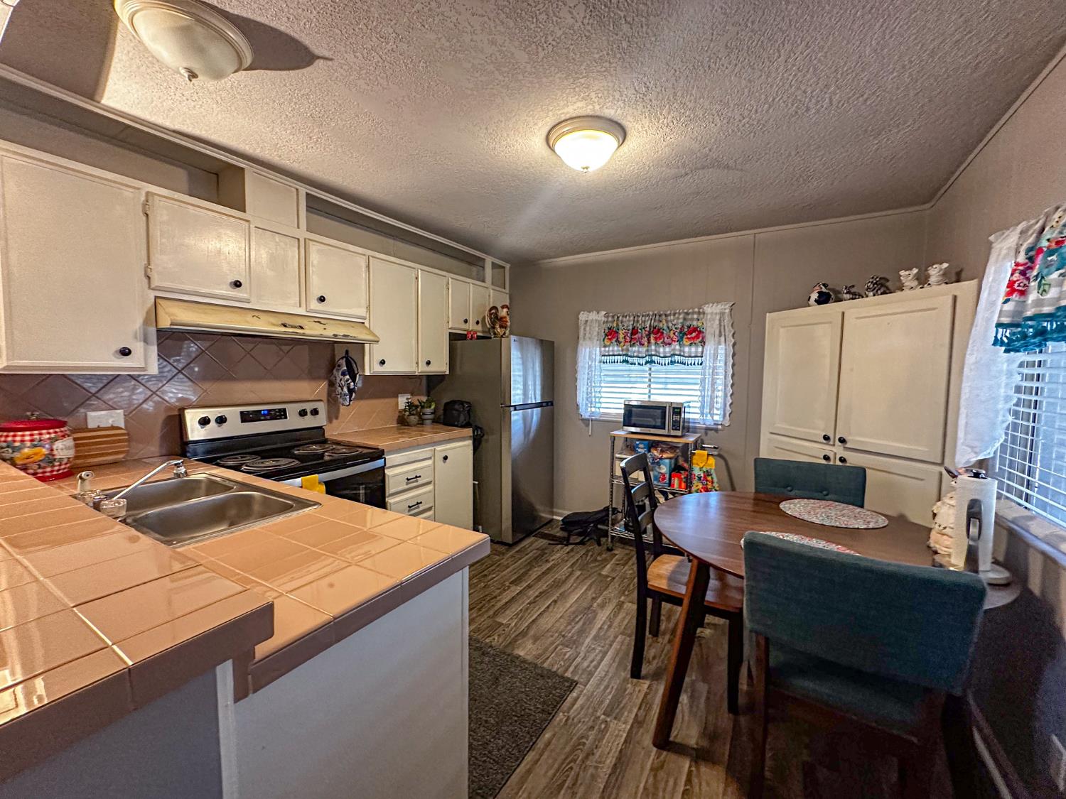 1400 N Tully #187, Turlock, CA 95380