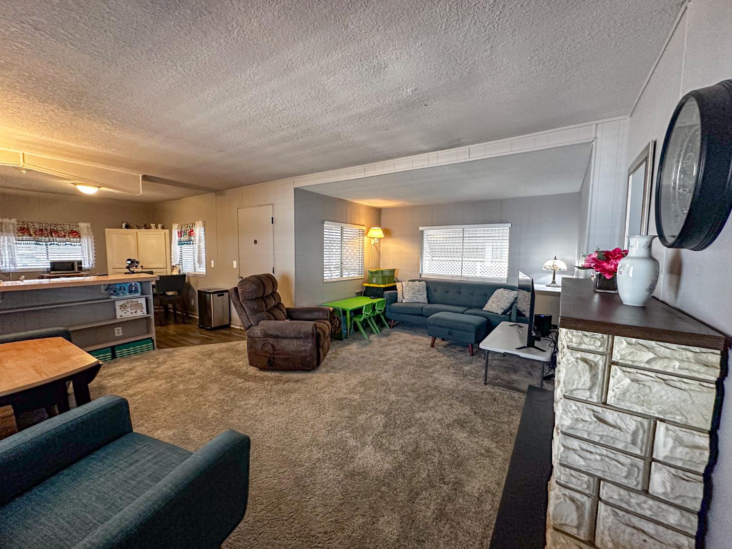 1400 N Tully #187, Turlock, CA 95380