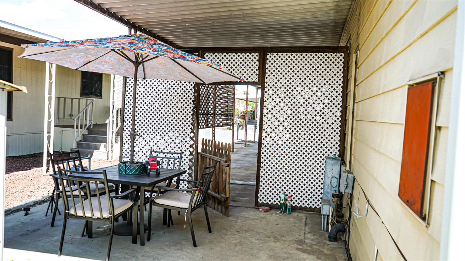 1400 N Tully #187, Turlock, CA 95380