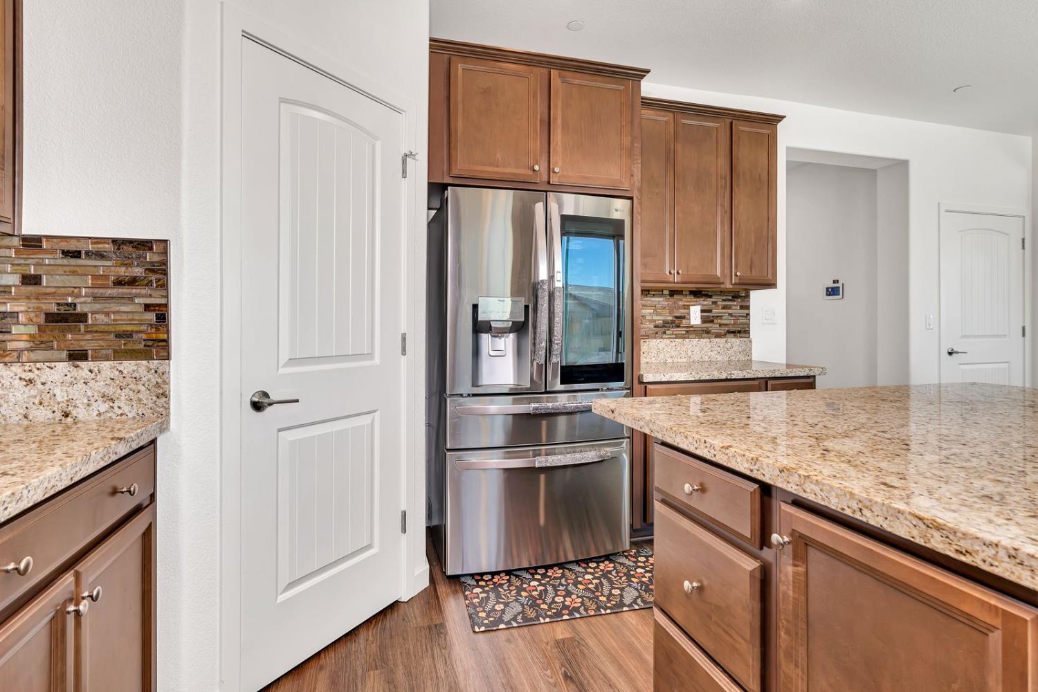 1856 Morro Ct, Los Banos, CA 93635