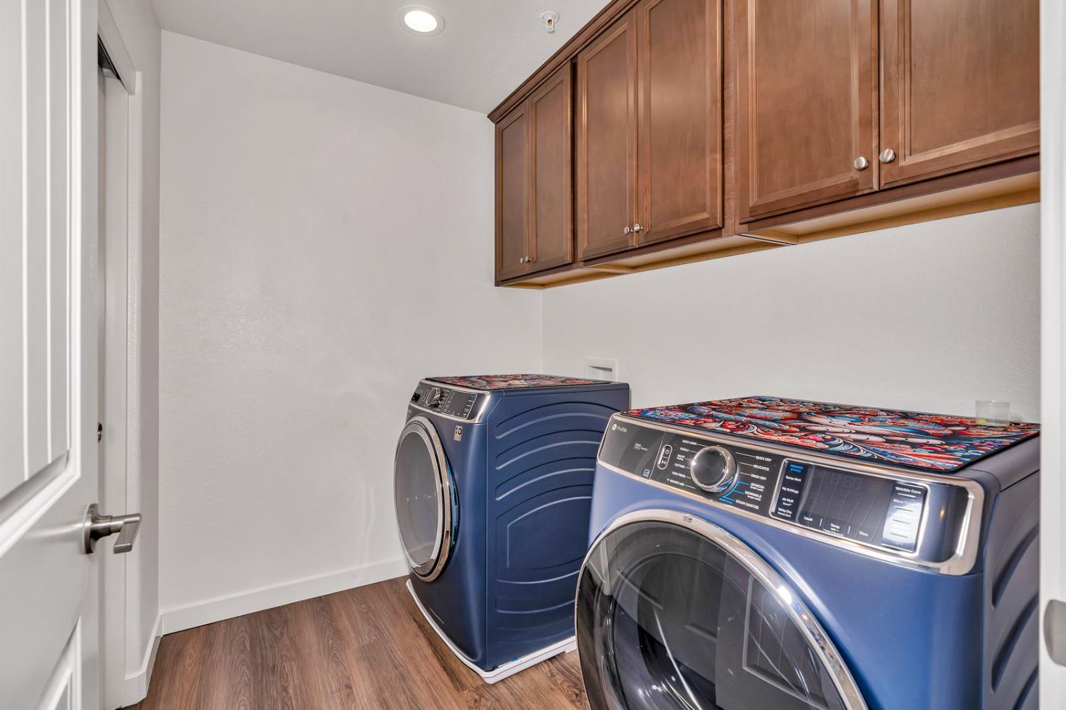 1856 Morro Ct, Los Banos, CA 93635