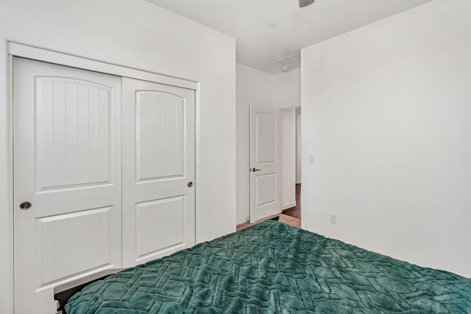 1856 Morro Ct, Los Banos, CA 93635