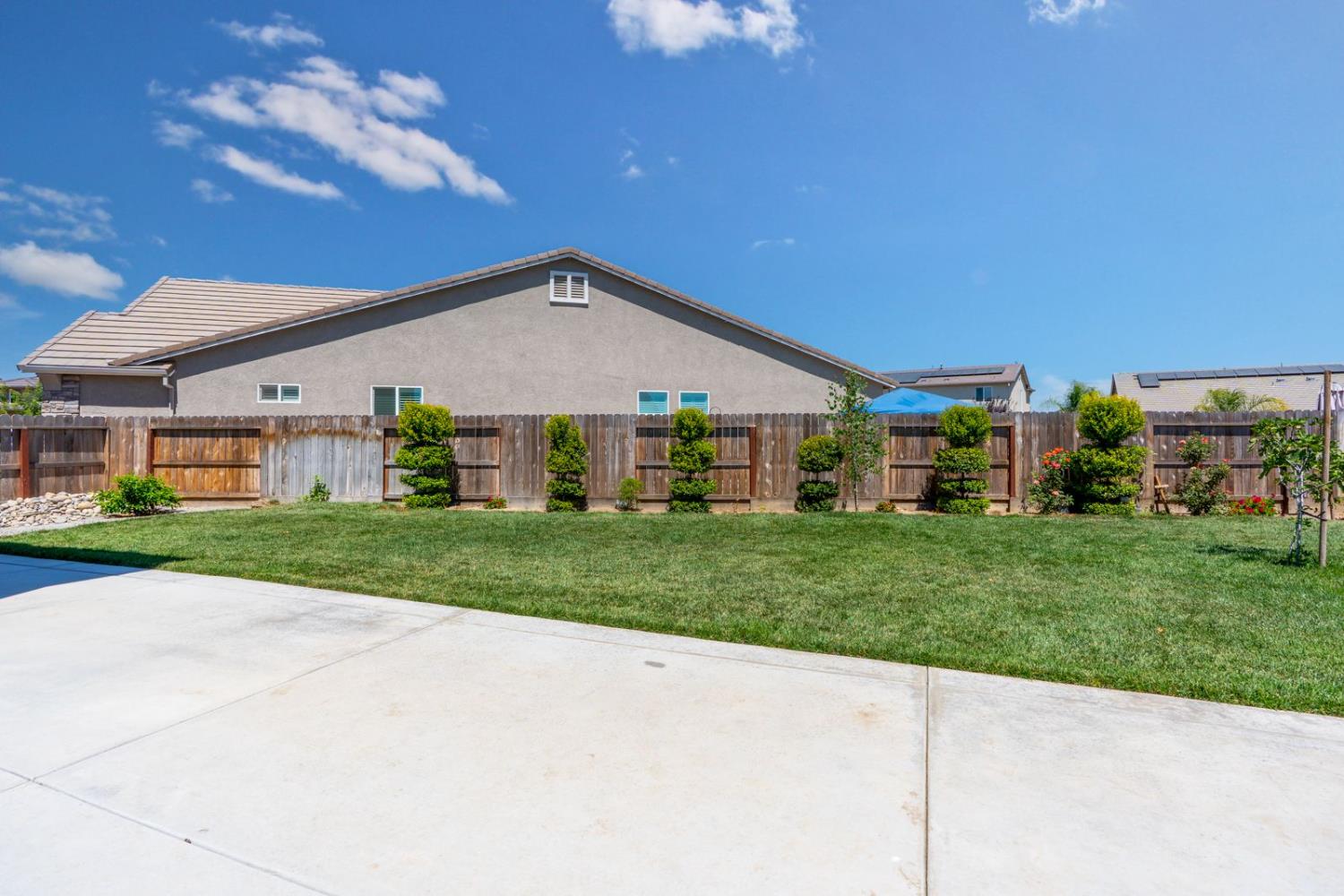 1856 Morro Ct, Los Banos, CA 93635