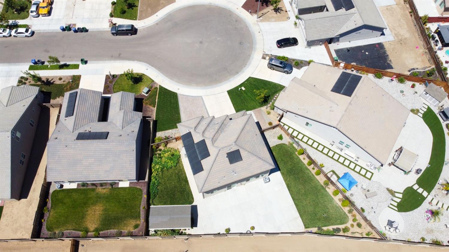 1856 Morro Ct, Los Banos, CA 93635