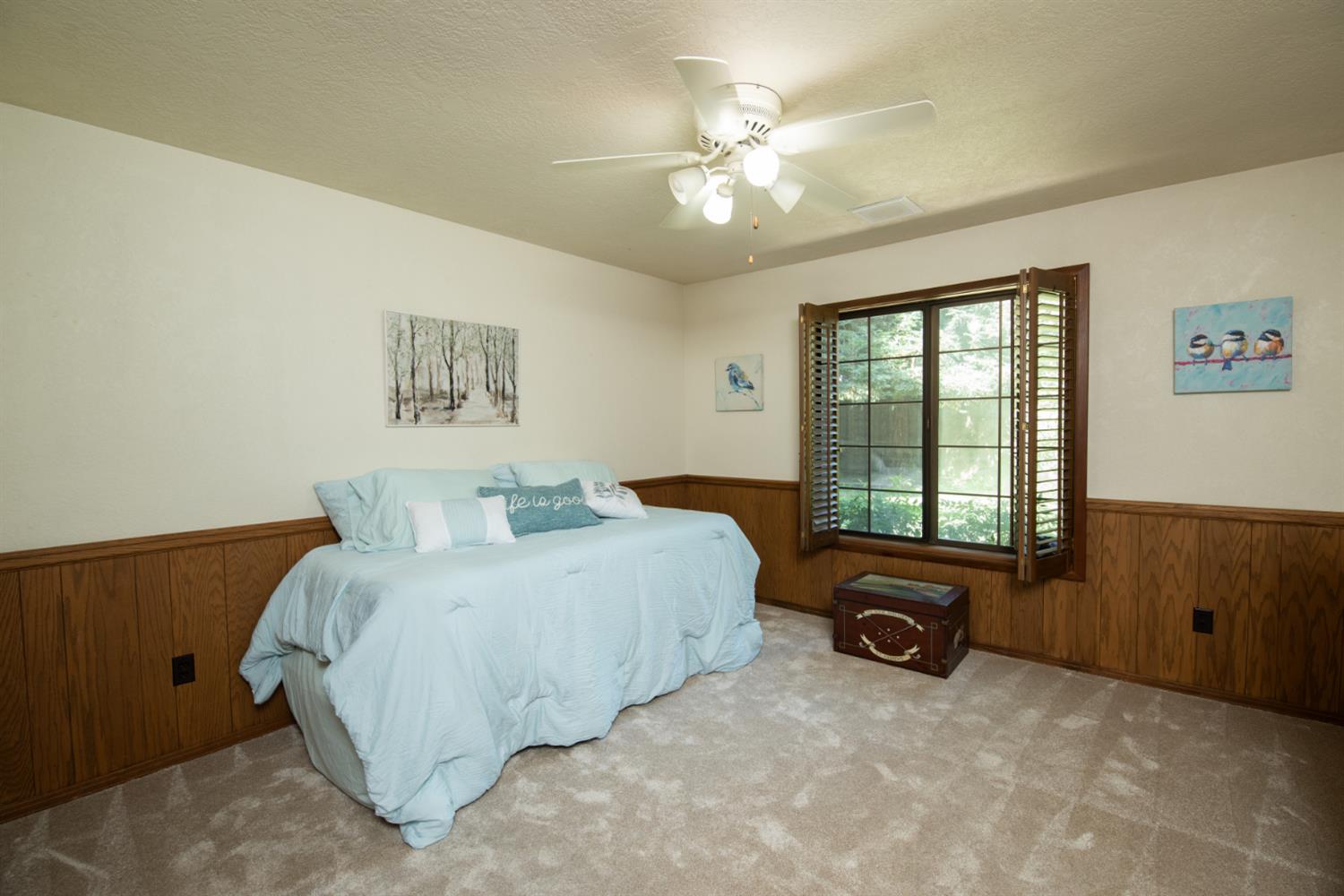 925 Scenic Ct, Modesto, CA 95355