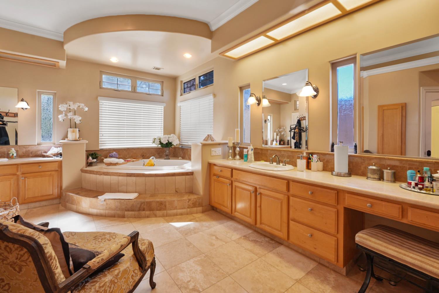 2575 Kensington Ct, Turlock, CA 95382