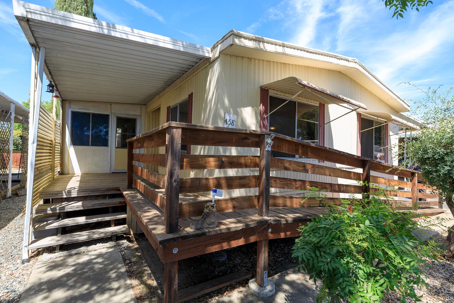 2621 Prescott Rd #158, Modesto, CA 95350