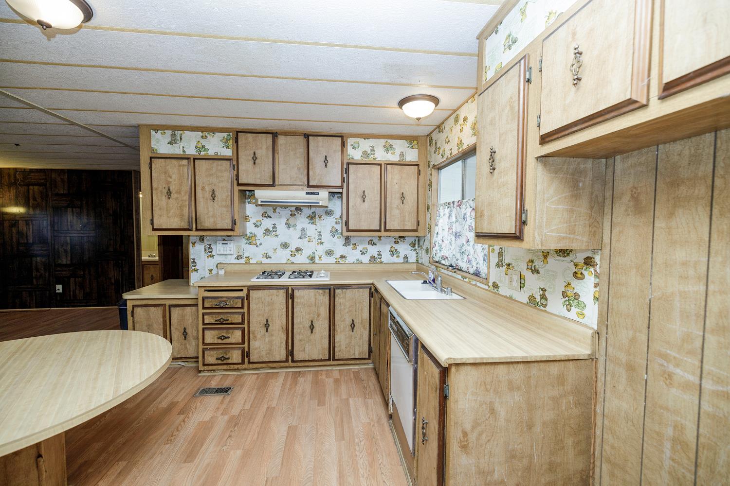 2621 Prescott Rd #158, Modesto, CA 95350