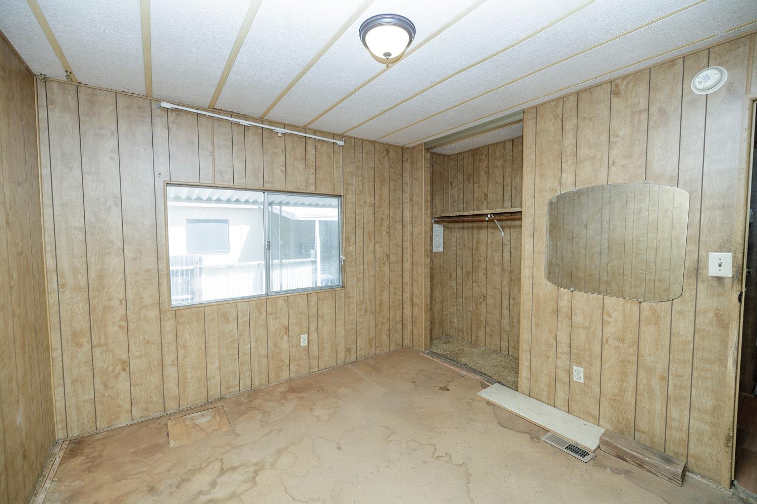 2621 Prescott Rd #158, Modesto, CA 95350