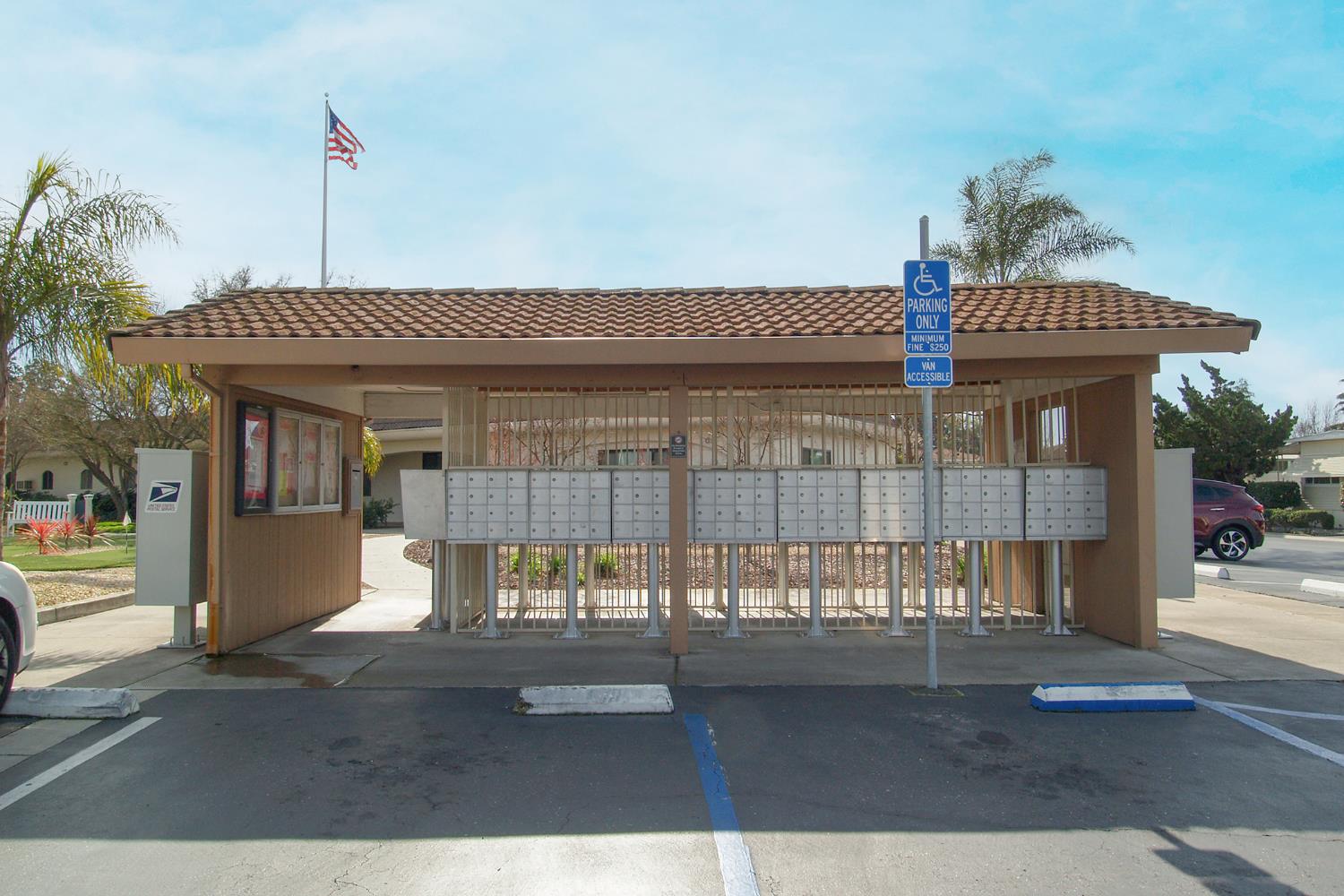 2621 Prescott Rd #158, Modesto, CA 95350