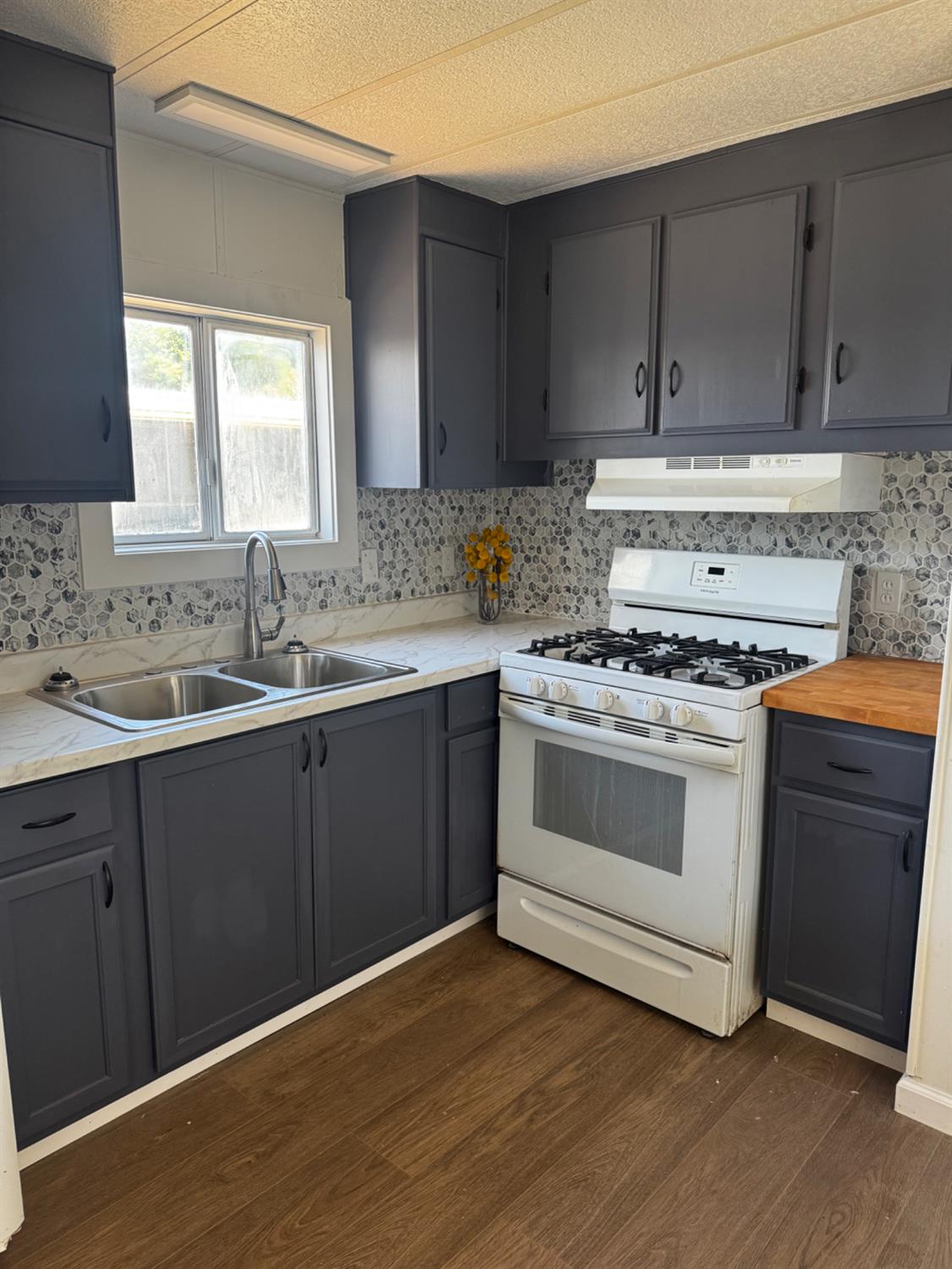 1200 S Carpenter Rd #51, Modesto, CA 95351