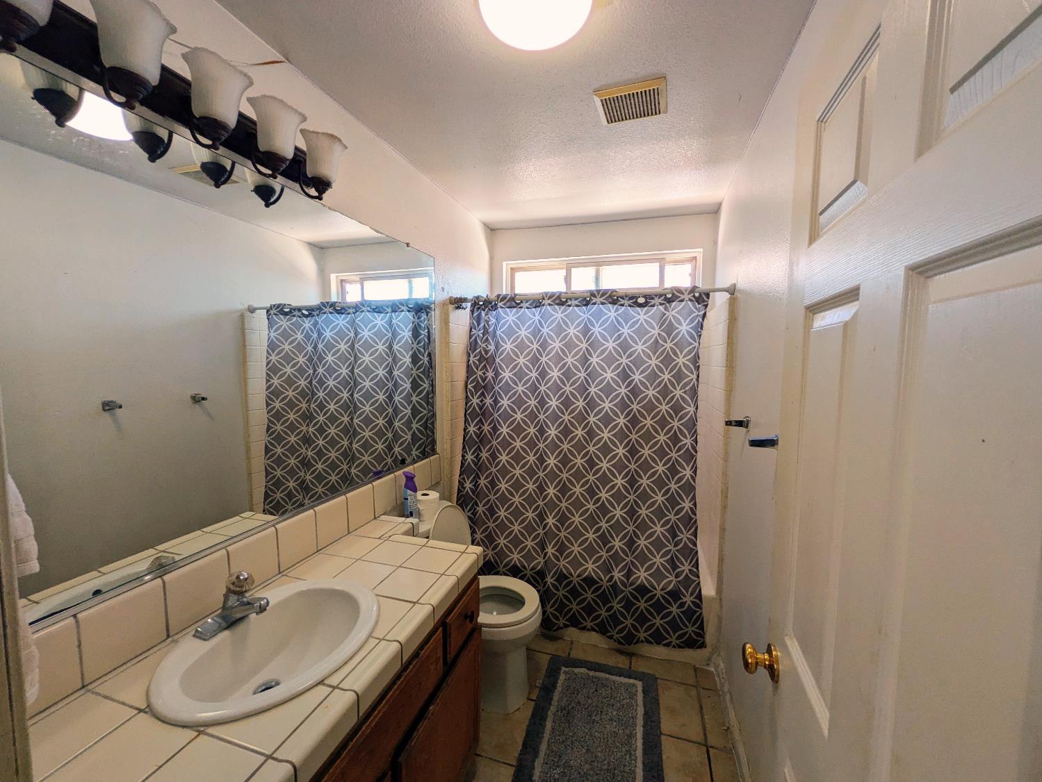 2226 typhoon Ct, Turlock, CA 95380